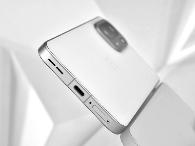 OnePlus ra mắt điện thoại chip Snapdragon 8 Elite, màn hình 165Hz, pin 7.800 mAh, giá chưa tới 10 triệu- Ảnh 13. OnePlus ra mắt điện thoại chip Snapdragon 8 Elite, màn hình 165Hz, pin 7.800 mAh, giá chưa tới 10 triệu- Ảnh 13.