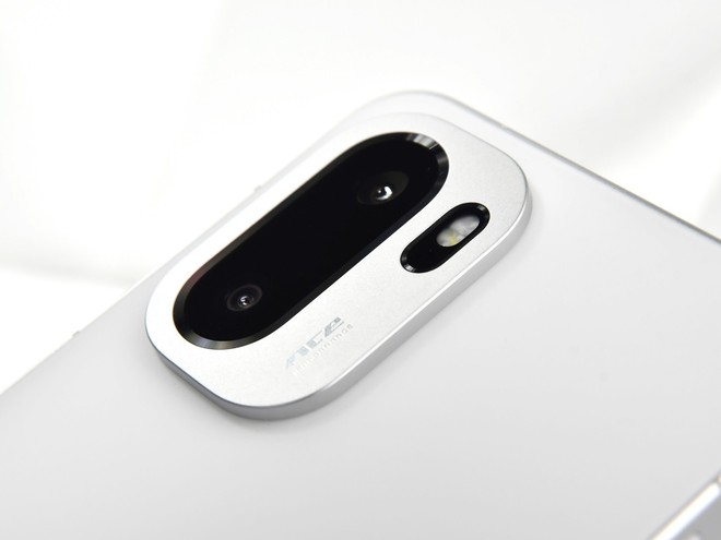 OnePlus ra mắt điện thoại chip Snapdragon 8 Elite, màn hình 165Hz, pin 7.800 mAh, giá chưa tới 10 triệu- Ảnh 14. OnePlus ra mắt điện thoại chip Snapdragon 8 Elite, màn hình 165Hz, pin 7.800 mAh, giá chưa tới 10 triệu- Ảnh 14.