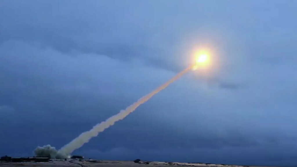 Tên lửa Burevestnik 9M730 tầm bắn ‘vô hạn’, qua mặt mọi radar siêu việt, viết lại luật chơi quân sự toàn cầu
