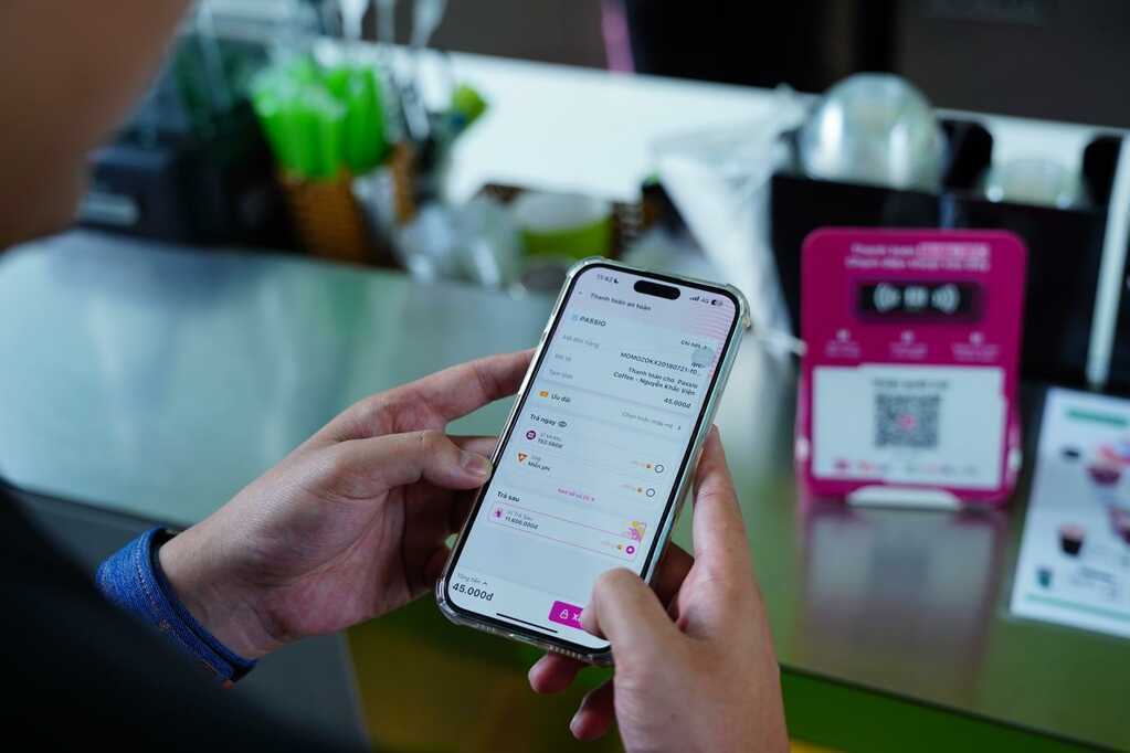 Ba phút mở hạn mức – Ngân hàng cùng fintech mở rộng trải nghiệm tài chính