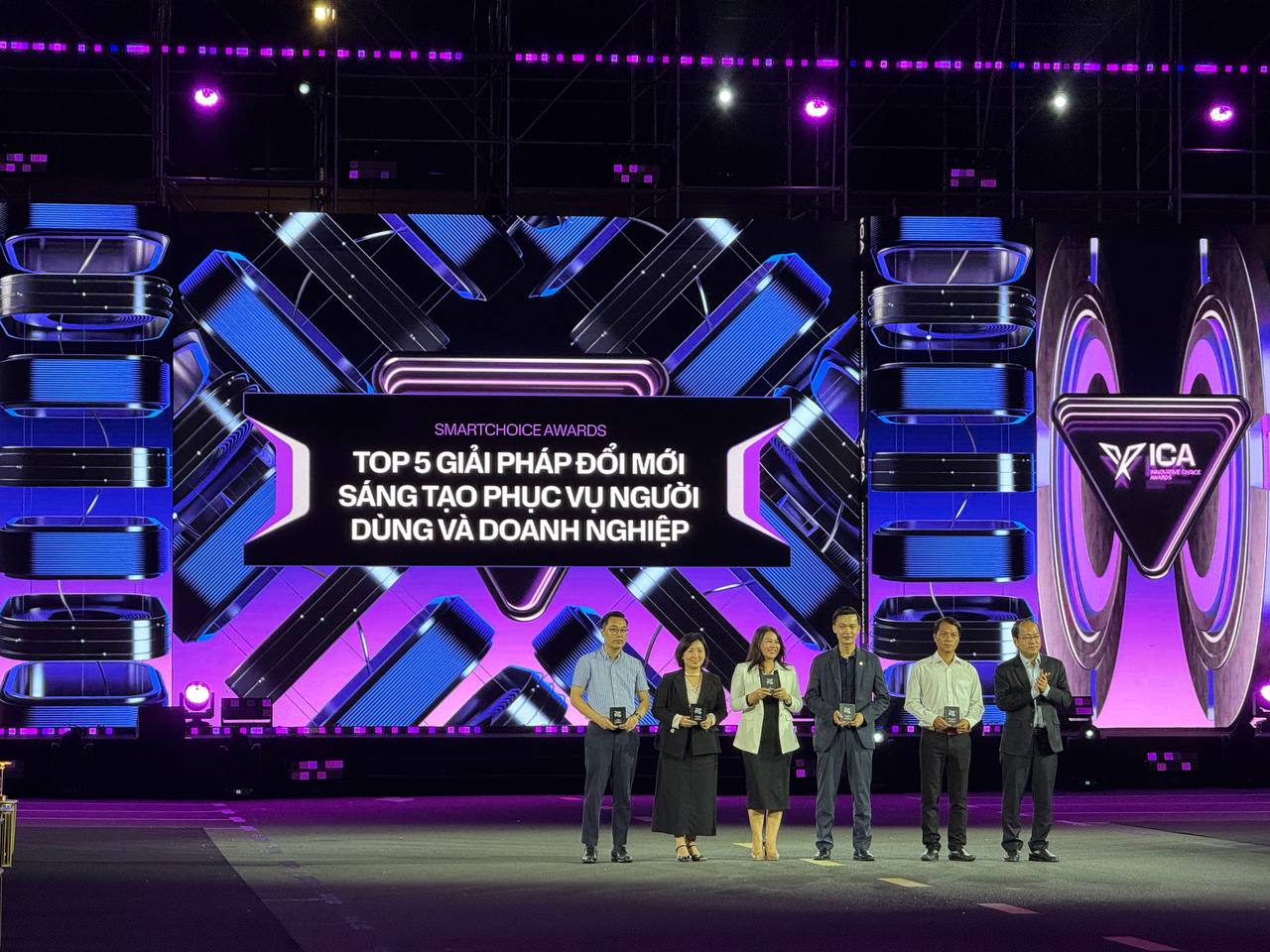 Top 5 Giải pháp Đổi mới Sáng tạo phục vụ Người dùng và Doanh nghiệp chính thức trình làng: đây là 5 cái tên xứng đáng