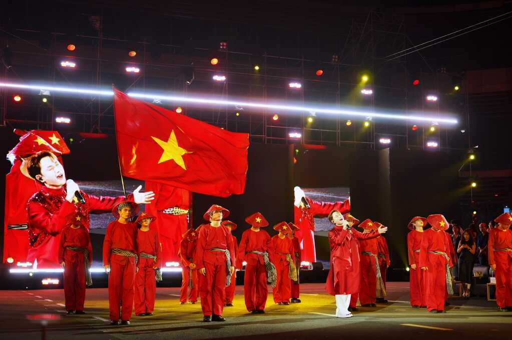 Nhìn lại những màn trình diễn ấn tượng tại Gala Better Choice Awards 2025: Bữa tiệc âm thanh, ánh sáng đầy màu sắc- Ảnh 21. Nhìn lại những màn trình diễn ấn tượng tại Gala Better Choice Awards 2025: Bữa tiệc âm thanh, ánh sáng đầy màu sắc- Ảnh 21.