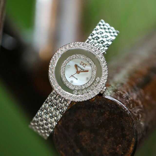 Ngày Phụ nữ Việt Nam 20/10: Đăng Quang Watch lan tỏa yêu thương qua món quà thời gian- Ảnh 4. Ngày Phụ nữ Việt Nam 20/10: Đăng Quang Watch lan tỏa yêu thương qua món quà thời gian- Ảnh 4.