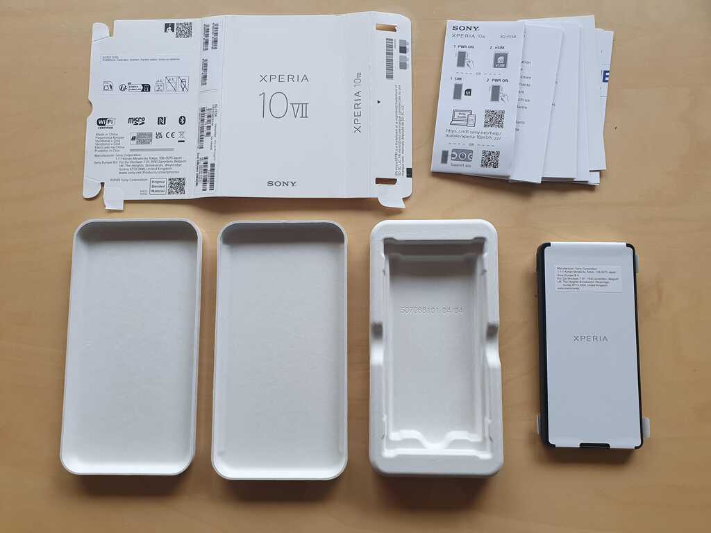 Sony bán Xperia 10 VII loại bỏ phụ kiện: Xu hướng "trắng tay" lên ngôi?
