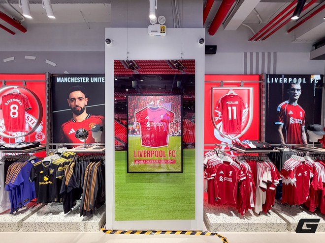 Cận cảnh cửa hàng mới khai trương đậm chất Việt của adidas- Ảnh 16. Cận cảnh cửa hàng mới khai trương đậm chất Việt của adidas- Ảnh 16.