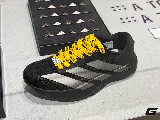 Cận cảnh cửa hàng mới khai trương đậm chất Việt của adidas- Ảnh 9. Cận cảnh cửa hàng mới khai trương đậm chất Việt của adidas- Ảnh 9.