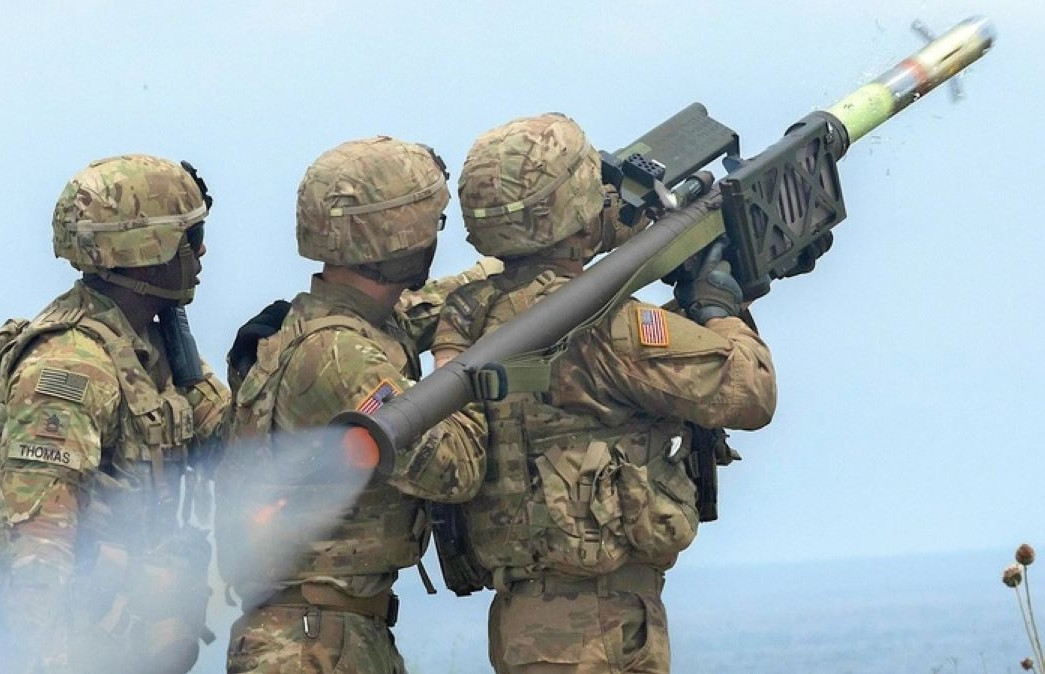 Tên lửa FIM-92 Stinger ‘bắn rồi quên’ hạ 300 chiến cơ, 'thay đổi tác chiến không quân'