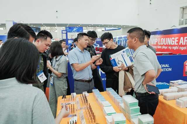 Các “ông lớn” mang gì đến Tuần lễ Công nghiệp và Công nghệ Việt Nam 2025?- Ảnh 2. Các “ông lớn” mang gì đến Tuần lễ Công nghiệp và Công nghệ Việt Nam 2025?- Ảnh 2.