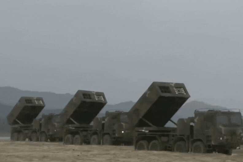 Siêu pháo phản lực K239 Chunmoo Hàn Quốc công nghệ đỉnh cao thống trị chiến trường toàn cầu