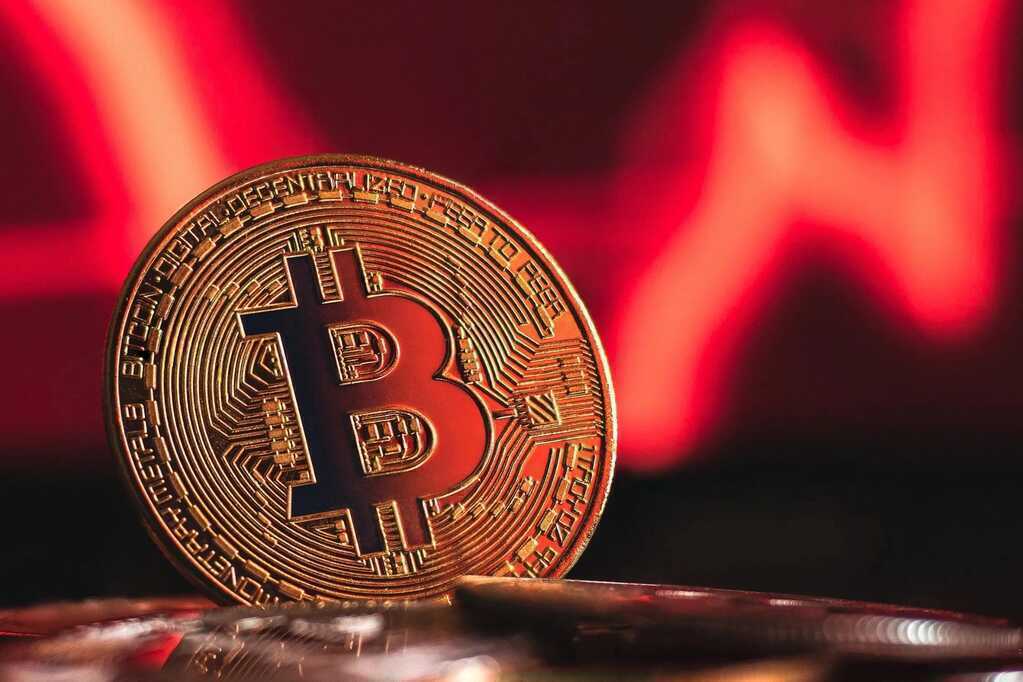 Bitcoin giảm sâu, nhà đầu tư hoảng loạn cực độ