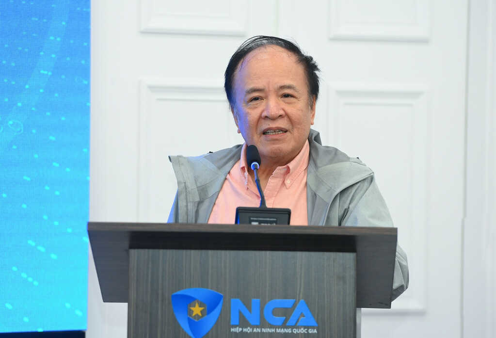 Dùng sản phẩm an ninh mạng ‘ngoại’ để dễ 