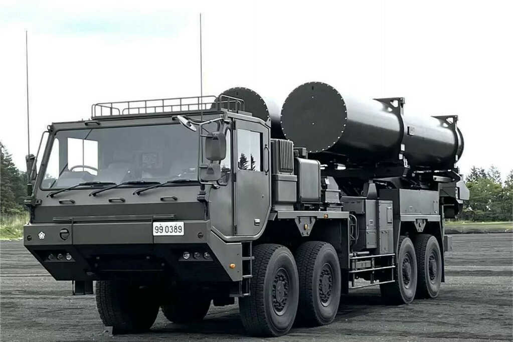 Tên lửa HVGP Nhật Bản 1.jpg