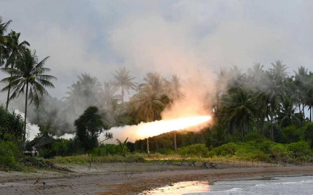 HIMARS 2025 tầm bắn 500km, tốc độ kinh hoàng, pháo phản lực đáng sợ nhất hiện nay