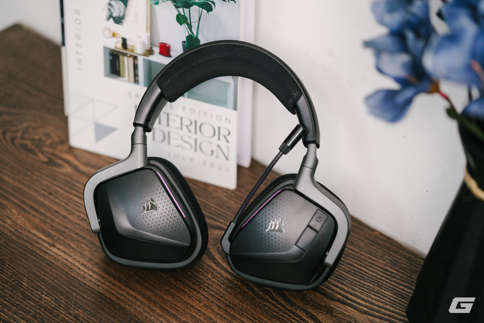 Đánh giá tai nghe gaming Corsair VOID v2 Max Wireless: Đeo thoải mái, kết nối đa năng, chất âm V-shape khỏe khoắn