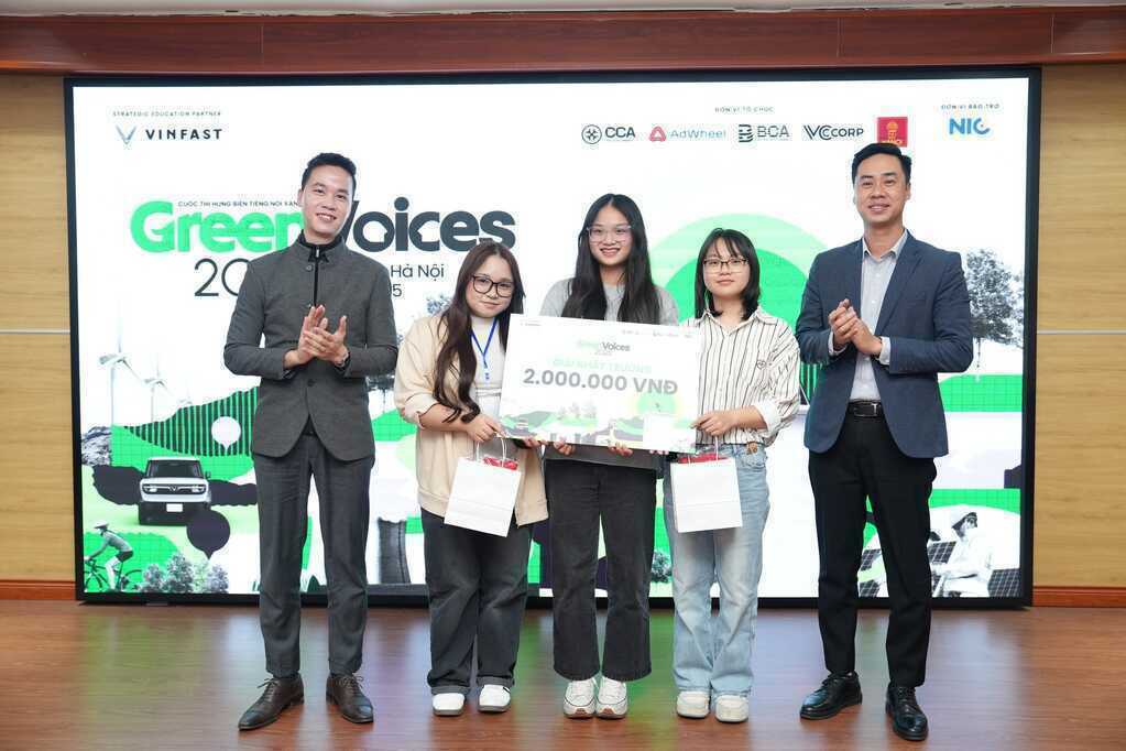 Chung kết Green Voices 2025 treo thưởng lớn: Quán quân Đại học Hà Nội tuyên bố “hãy coi chừng” khi nhắm tới chiếc VinFast Evo Grand Lite dành cho ngôi vị cao nhất