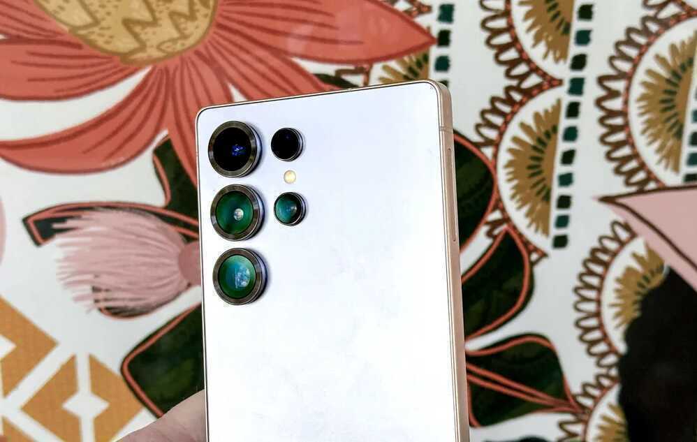 Galaxy S26 Ultra vs S25 Ultra: Nâng cấp có đáng giá?