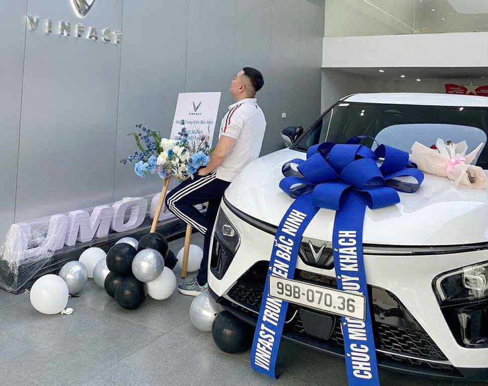 Từng dùng 2 đời xe xăng, người dùng đánh giá: ‘Không lựa chọn nào tốt hơn VF 7 Eco ở tầm giá 700 triệu’