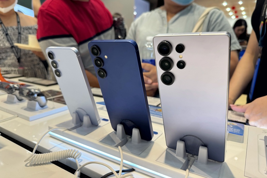 Điểm tuần: Game “Tiệm phở của anh Hai” gây sốt, iPhone 16e giảm giá - 3