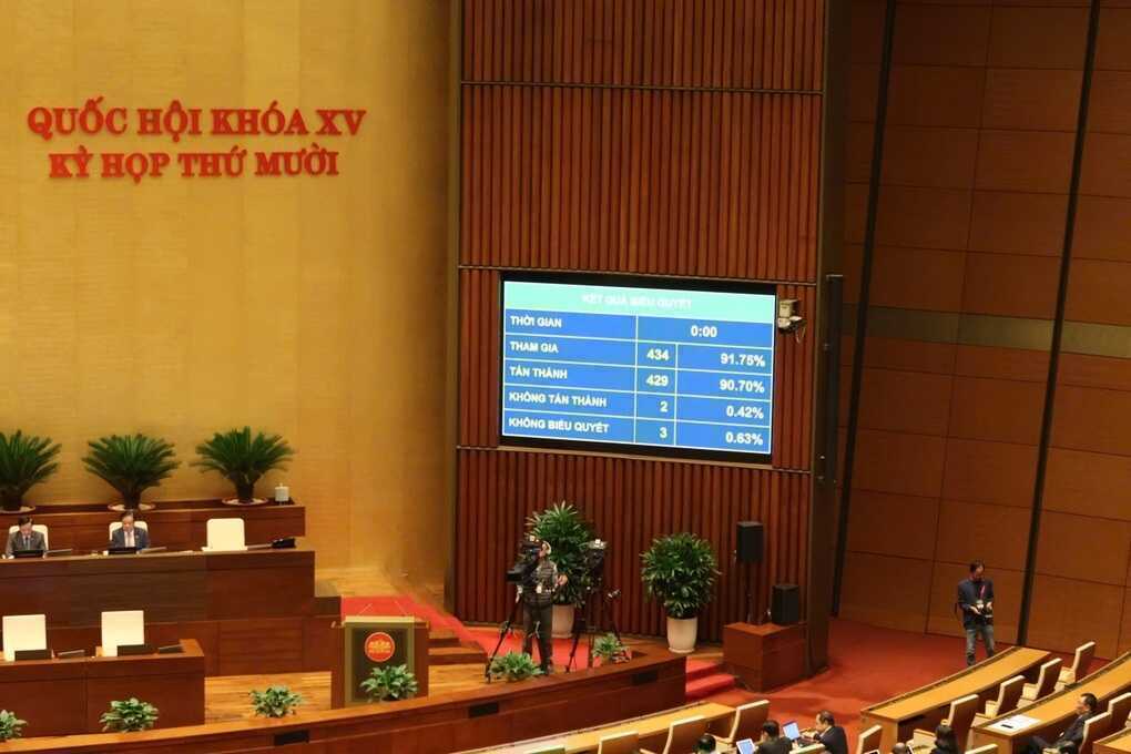 Điểm tuần: iOS 26.2 ra mắt, iPhone 16 bán chạy nhất toàn cầu