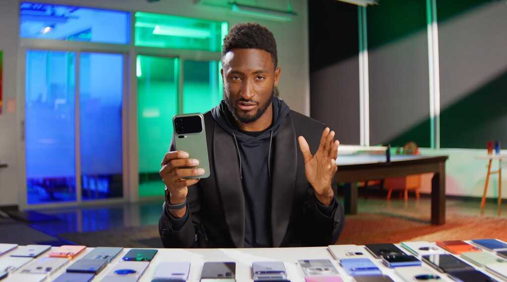 MKBHD công bố 10 smartphone của năm 2025: Vắng bóng S25 Ultra, iPhone nhận cả giải tiến bộ nhất và thất vọng nhất