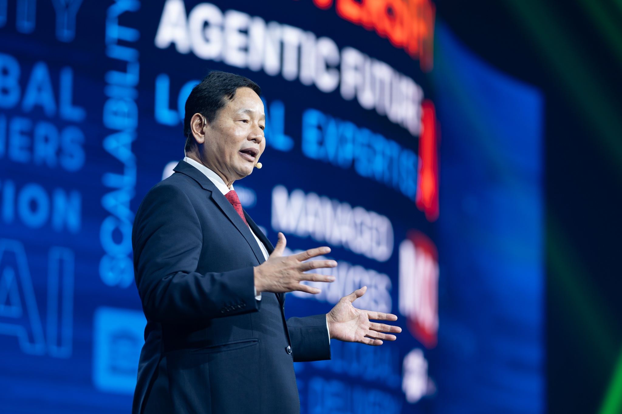 FPT đầu tư 5 công nghệ chiến lược, có lượng tử, UAV