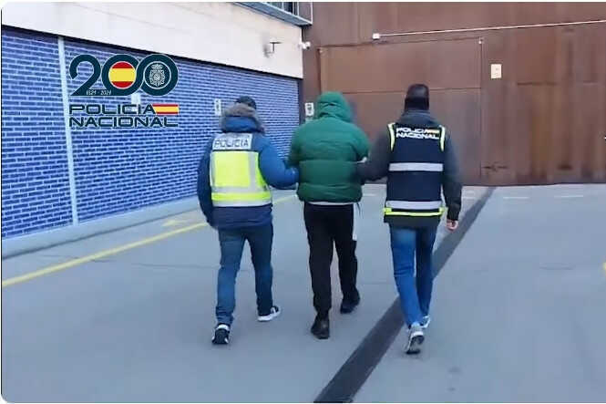 Hacker 19 tuổi đánh cắp 64 triệu dữ liệu cá nhân