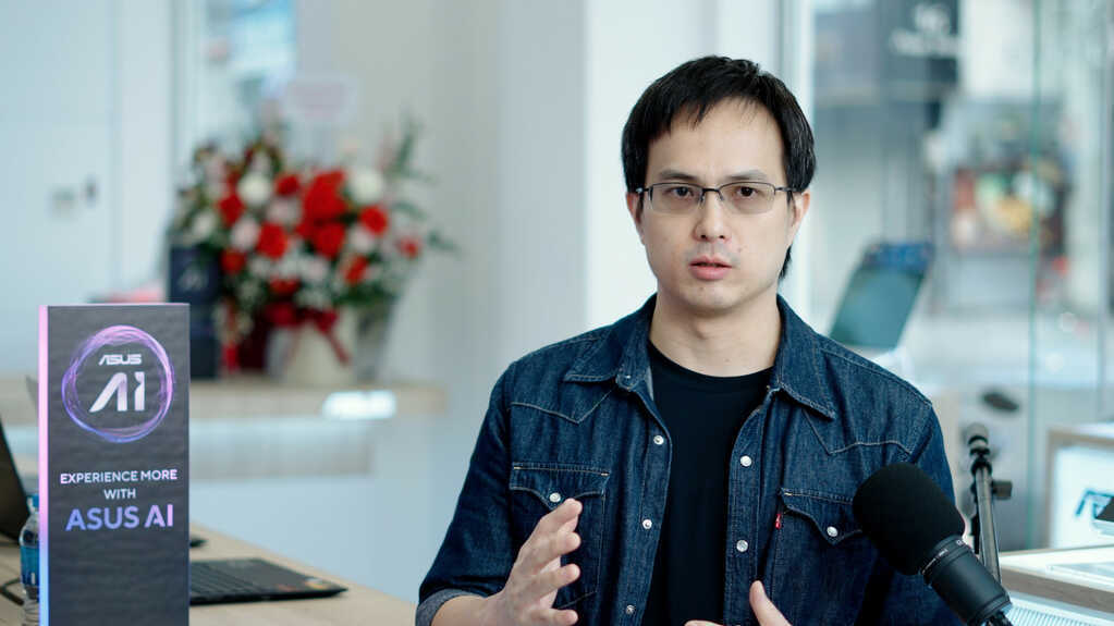 Giá laptop tại Việt Nam rục rịch tăng, khách hàng vội vã 