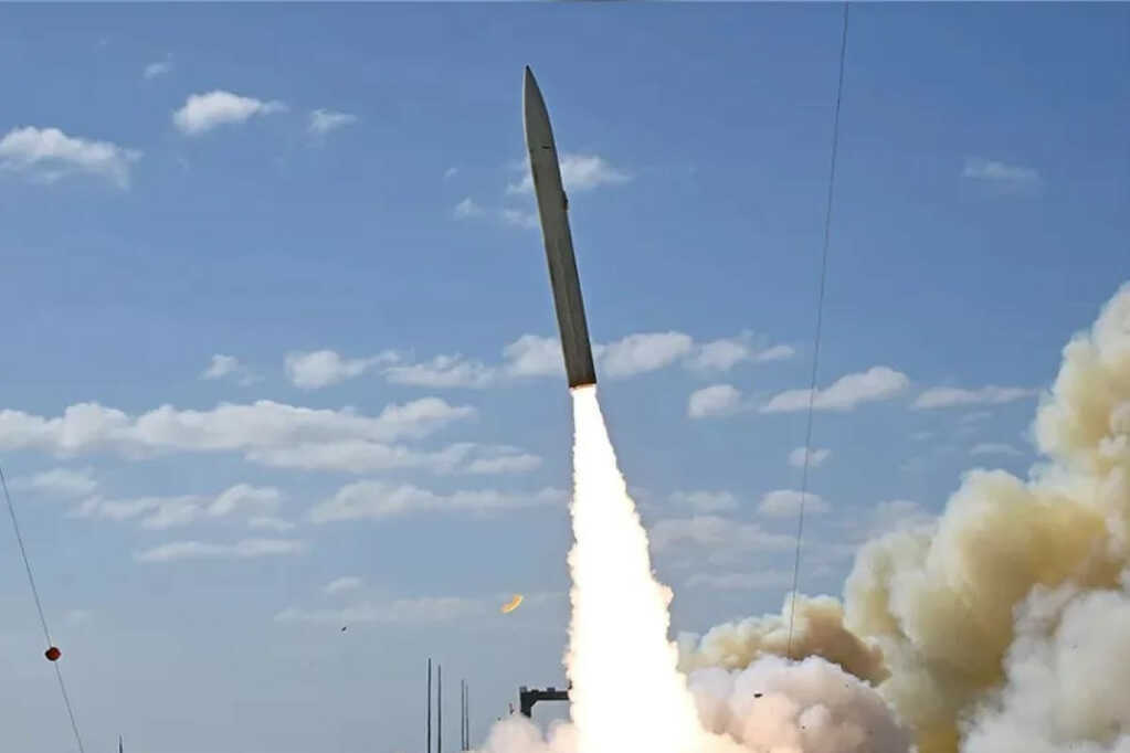 Tên lửa Dark Eagle tầm bắn 3.500km, tốc độ Mach 5, thay đổi cục diện tác chiến