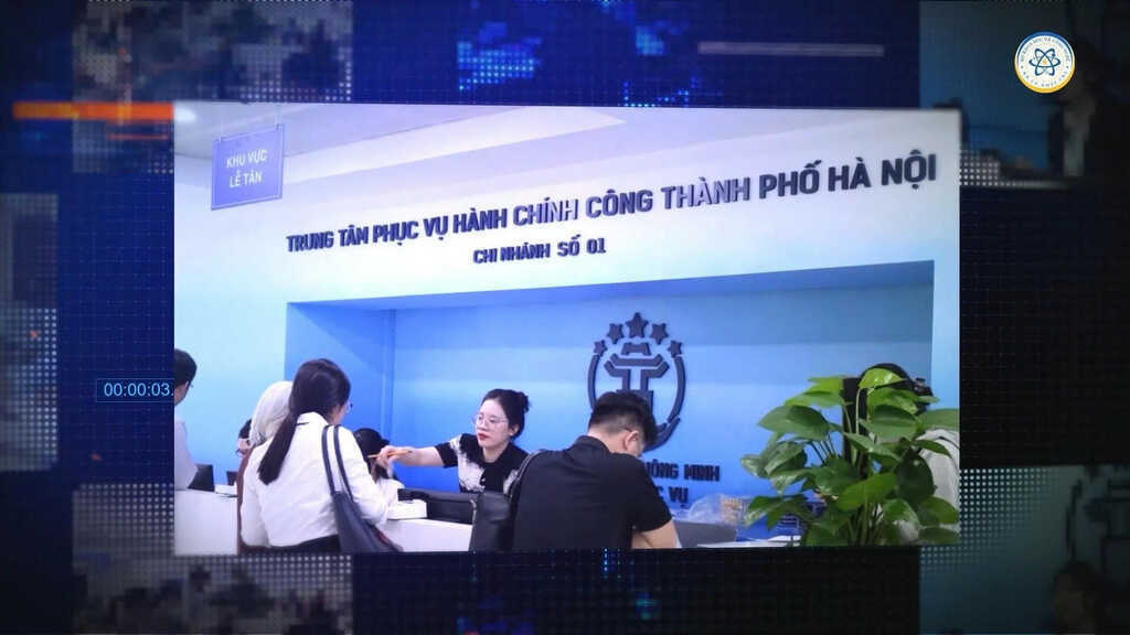 Hà Nội hướng tới chính quyền số phục vụ tận tâm