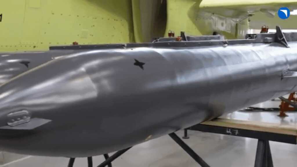 Yak-130 sở hữu radar AESA, tấn công chính xác mọi thời tiết đáng sợ cỡ nào?