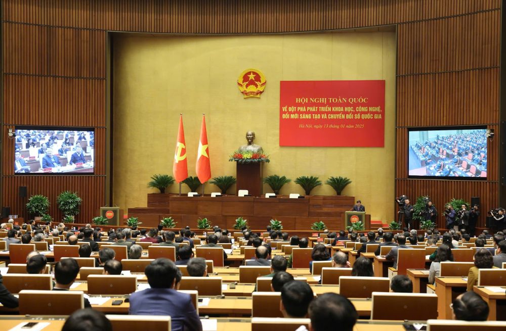 10 dấu ấn lịch sử định hình lĩnh vực công nghệ năm 2025, cho thấy Việt Nam sẵn sàng bước vào kỷ nguyên vươn mình