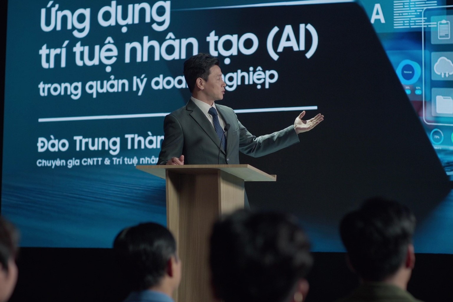 Tập 10 Voices of Galaxy: Tiếp cận AI bằng sự tỉnh táo, chủ động và trách nhiệm