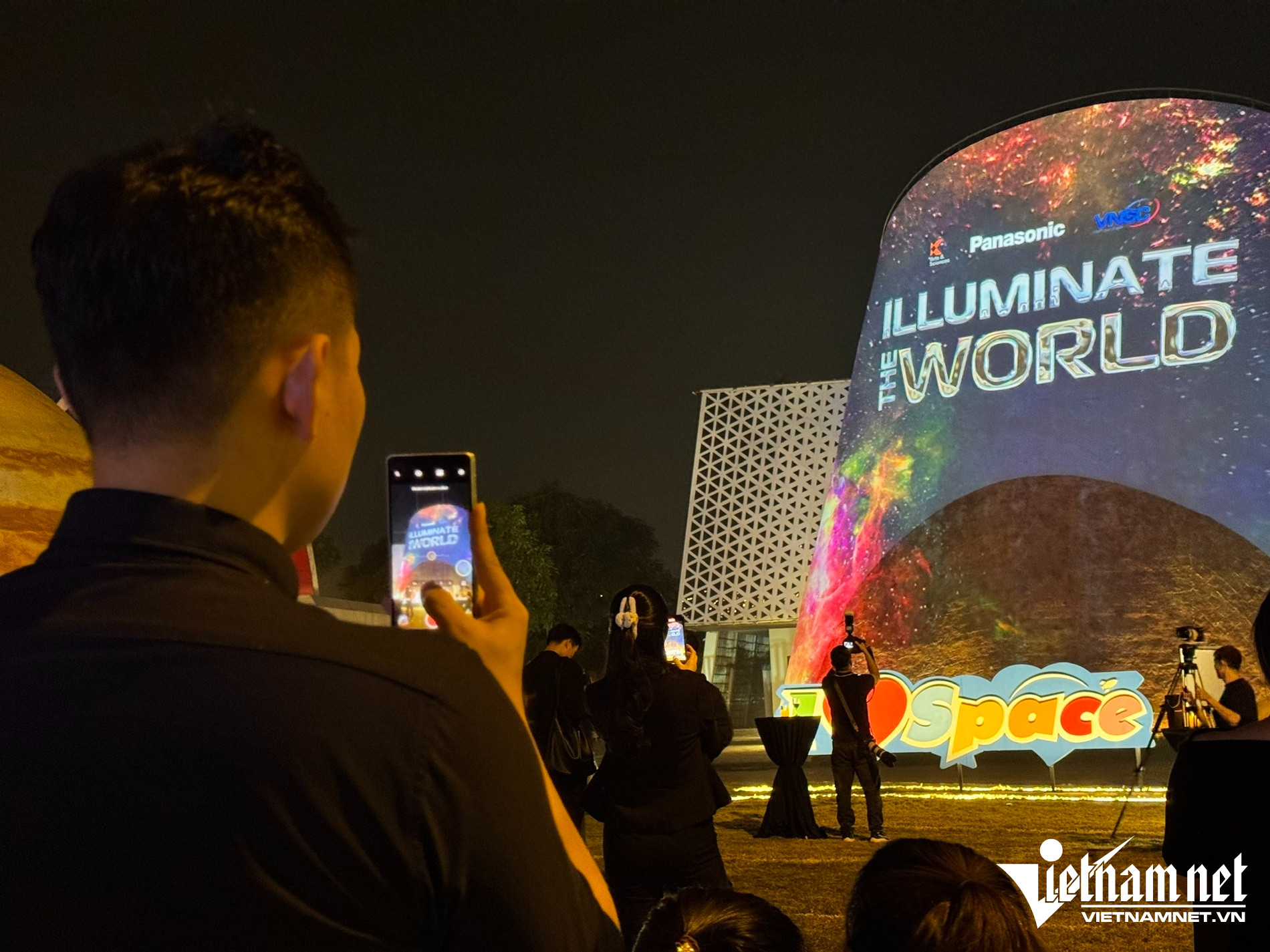 Bảo tàng vũ trụ Việt Nam đón gần 10.000 lượt khách sau hai tháng thử nghiệm