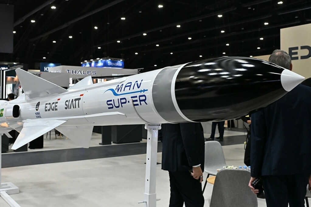 Tên lửa MANSUP-ER tầm bắn 200km, đầu đạn 150kg, ‘khai tử’ MM40 Block 3