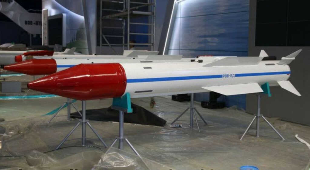 Tên lửa R 37M.jpg