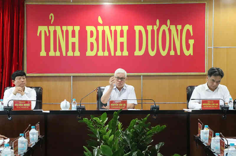 Bình Dương: Mỗi doanh nghiệp phải thực hiện chuyển đổi số, đổi mới sáng tạo