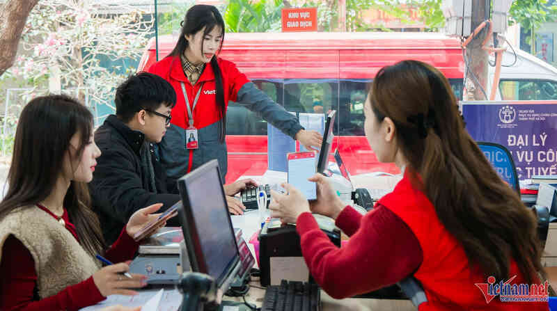 32 đại lý dịch vụ công hướng dẫn người dân Hà Nội đổi giấy phép lái xe