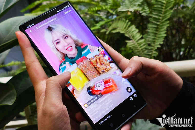 Coi chừng mất tiền, ảnh nhạy cảm vì lừa đảo giả mạo Airbnb, TikTok, Telegram