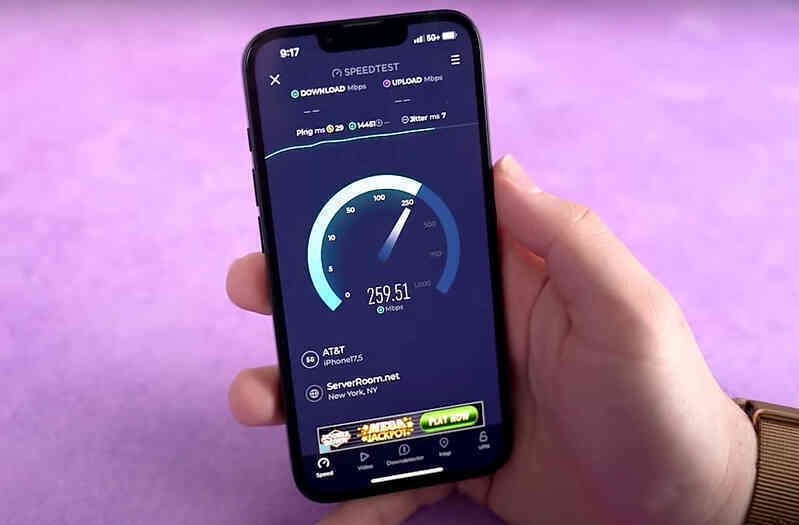 iPhone 16e Feature 3.jpg