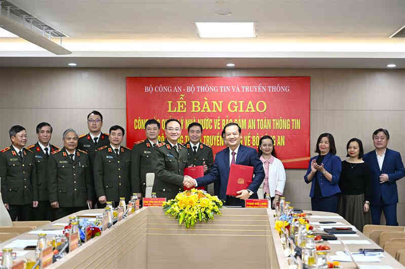 ban giao an toan thong tin mang 1.jpg