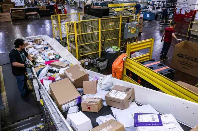 usps bloomberg