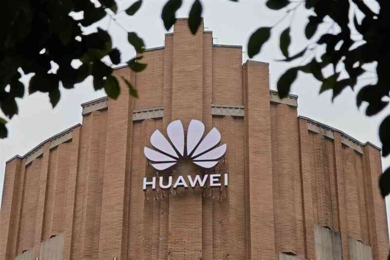 Huawei tiến gần hơn đến loại bỏ chip Intel, Windows