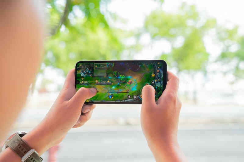 Cellphones1.jpg