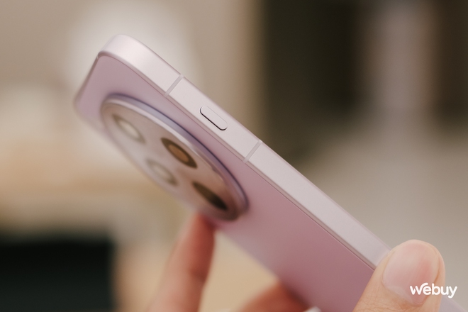 Trên tay OPPO Find X8s và Find X8s+ đầu tiên: Viền màn hình mỏng nhất thế giới, dùng chip Dimensity 9400+, có một tính năng mà người dùng iPhone thấy rất quen!- Ảnh 14. Trên tay OPPO Find X8s và Find X8s+ đầu tiên: Viền màn hình mỏng nhất thế giới, dùng chip Dimensity 9400+, có một tính năng mà người dùng iPhone thấy rất quen!- Ảnh 14.