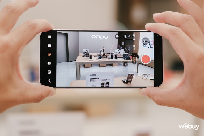 Trên tay OPPO Find X8s và Find X8s+ đầu tiên: Viền màn hình mỏng nhất thế giới, dùng chip Dimensity 9400+, có một tính năng mà người dùng iPhone thấy rất quen!- Ảnh 22. Trên tay OPPO Find X8s và Find X8s+ đầu tiên: Viền màn hình mỏng nhất thế giới, dùng chip Dimensity 9400+, có một tính năng mà người dùng iPhone thấy rất quen!- Ảnh 22.