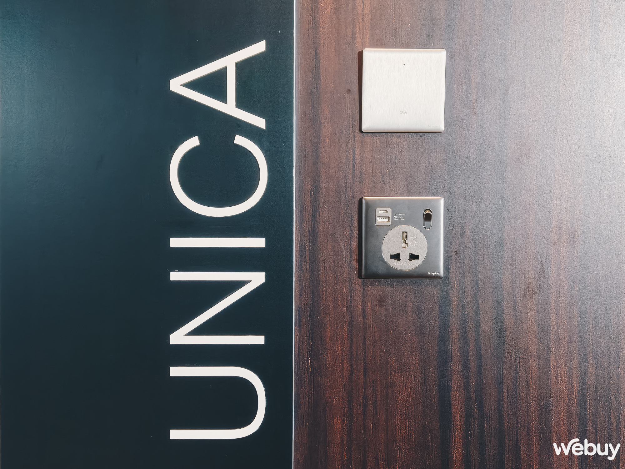 Schneider Electric ra mắt loạt ổ cắm và công tắc "sang-xịn-mịn" tại Việt Nam: Thiết kế siêu mỏng, chất liệu thép không gỉ- Ảnh 2. Schneider Electric ra mắt loạt ổ cắm và công tắc "sang-xịn-mịn" tại Việt Nam: Thiết kế siêu mỏng, chất liệu thép không gỉ- Ảnh 2.