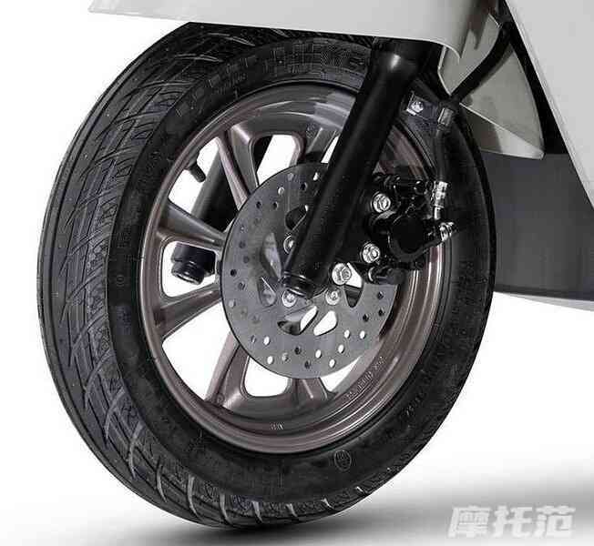 Suzuki âm thầm ra mắt mẫu xe tay ga 125cc đẹp hơn nhiều các đối thủ đến từ Honda hay Yamaha mà giá chỉ hơn 35 triệu đồng- Ảnh 5. Suzuki âm thầm ra mắt mẫu xe tay ga 125cc đẹp hơn nhiều các đối thủ đến từ Honda hay Yamaha mà giá chỉ hơn 35 triệu đồng- Ảnh 5.
