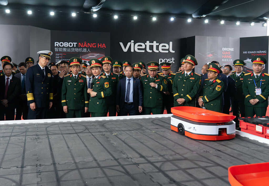 Giao luu huu nghi quoc phong bien gioi 1 copy.jpg