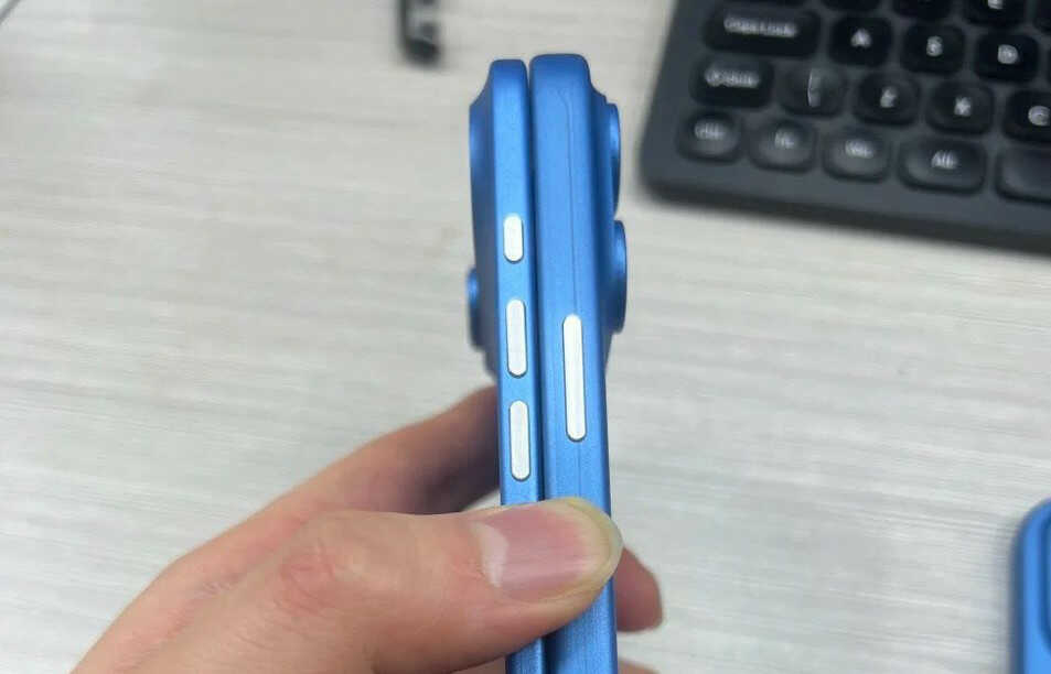 iPhone 17 Air vs iPhone 17 Pro Max.jpg