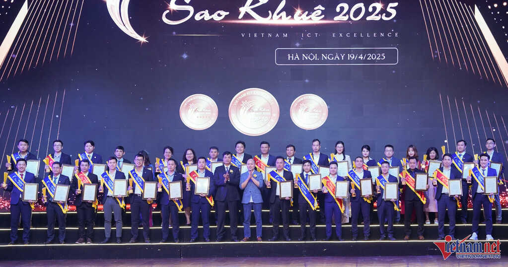 W-sao khue 2025.jpg